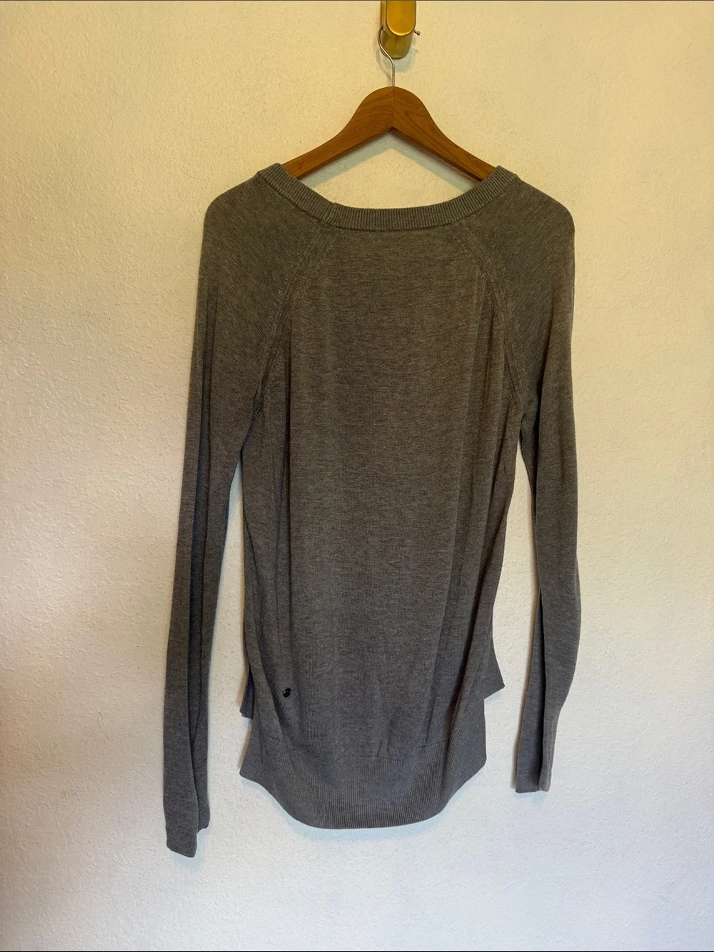 Lululemon Grey pure balance Sweater size large